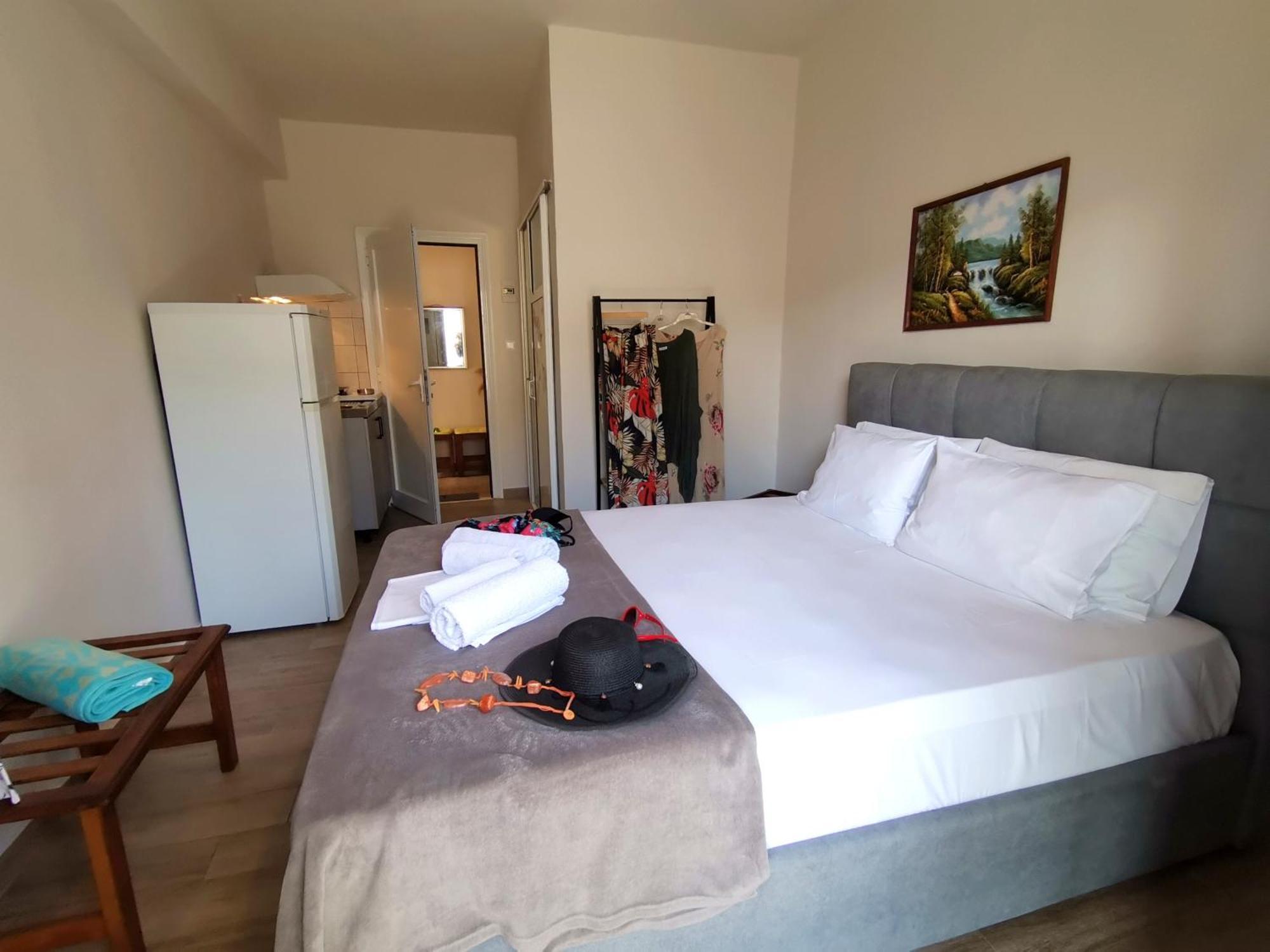 Studios Lia Adults Only -Fully Renovated Chrysi Ammoudia Luaran gambar