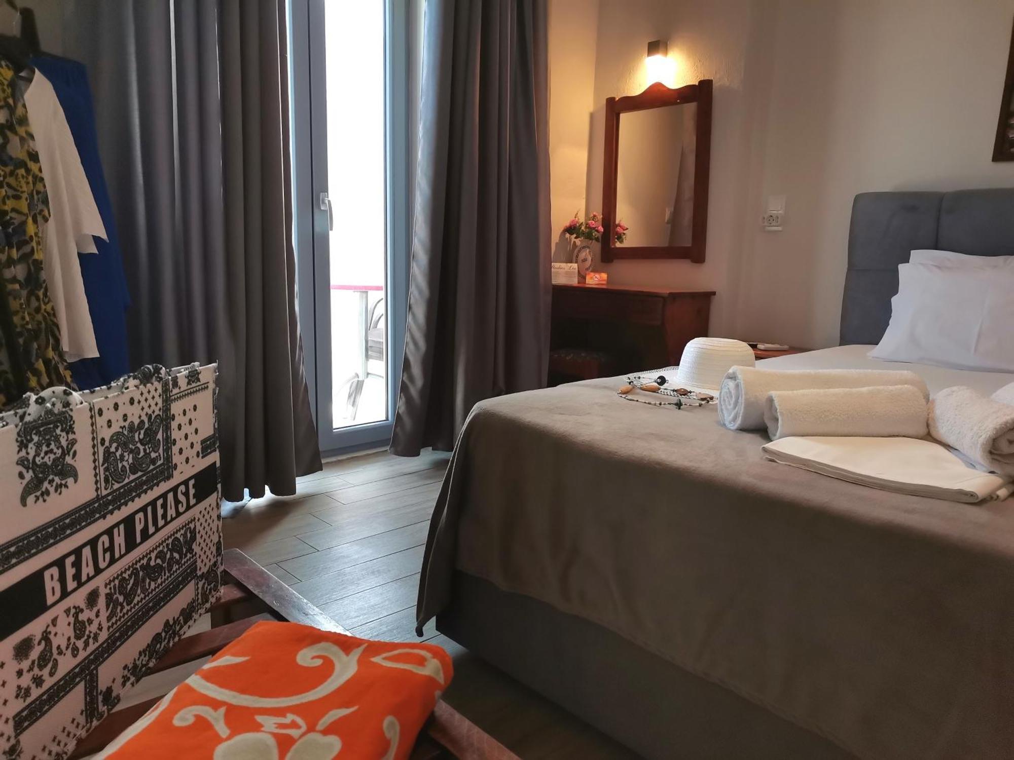 Studios Lia Adults Only -Fully Renovated Chrysi Ammoudia Luaran gambar